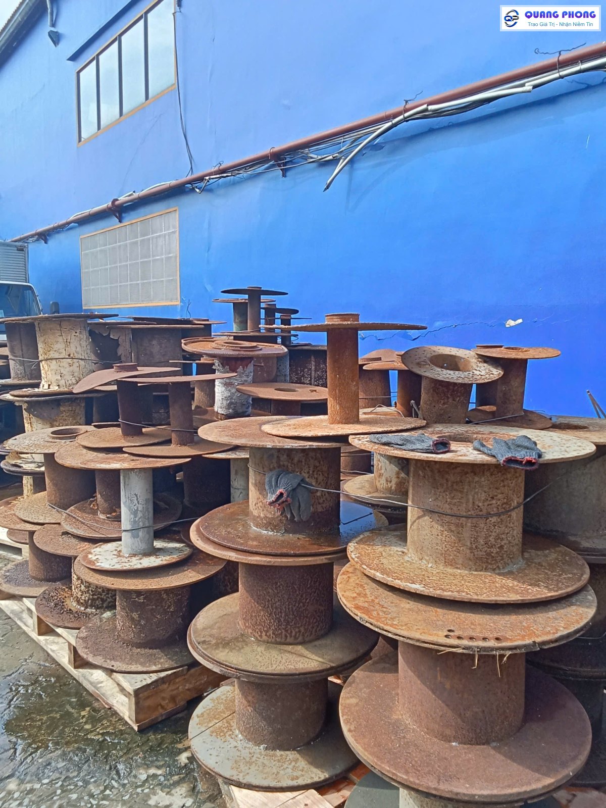 Thu mua dây cáp điện cũ Quang Phong